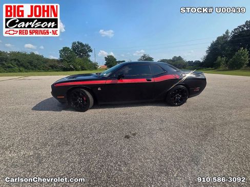 Used 2022 Dodge Challenger R/T Scat Pack RWD image 4