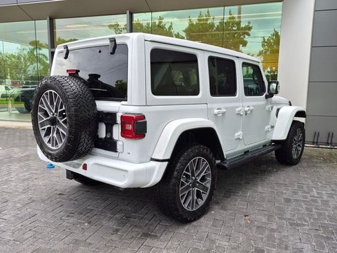 Used 2024 Jeep Wrangler High Altitude AWD/4WD image 5