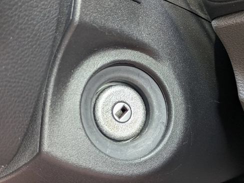 Used 2022 Ford E-Transit Medium Roof RWD image 32