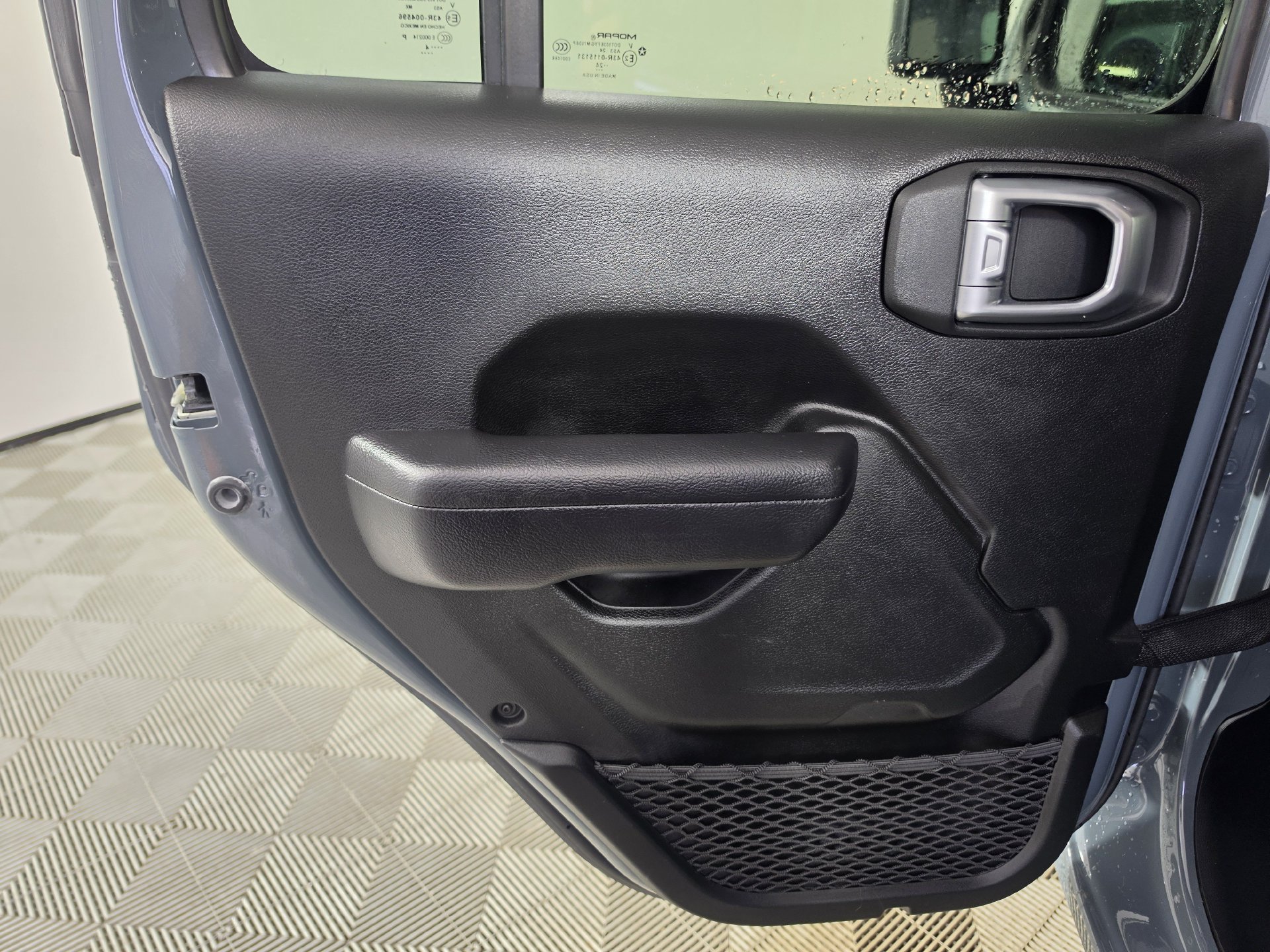 Used 2024 Jeep Wrangler Unlimited Sport AWD/4WD image 26