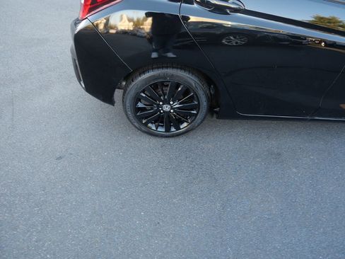 Used 2015 Honda Fit EX-L image 31