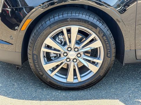 Certified 2023 Cadillac XT5 Premium Luxury w/ Platinum Package AWD/4WD image 10