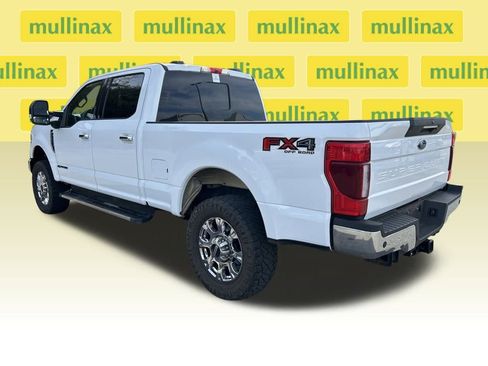 Used 2022 Ford F350 Lariat w/ Lariat Ultimate Package image 3