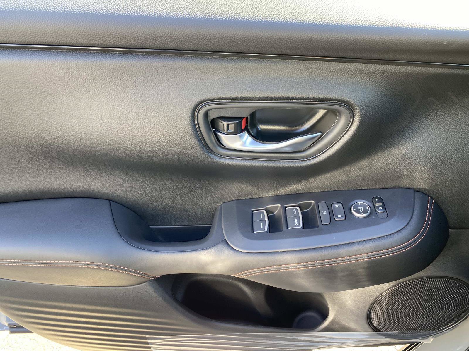 New 2027 Honda HR-V Sport image 15