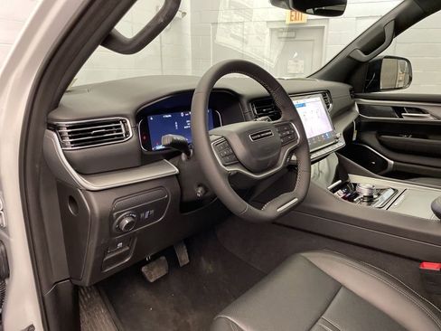 New 2026 Jeep Grand Wagoneer L 4WD image 15