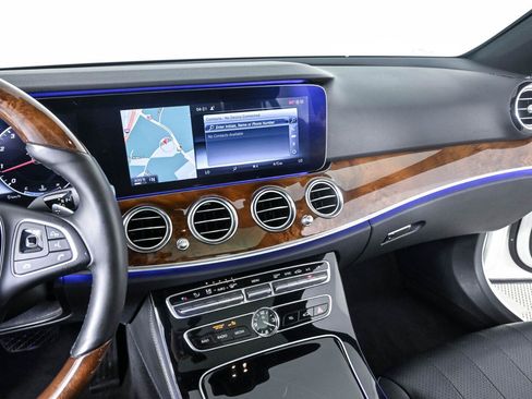 Used 2017 Mercedes-Benz E 300 image 13
