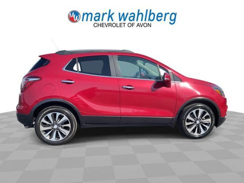 Certified 2018 Buick Encore Essence FWD image 2