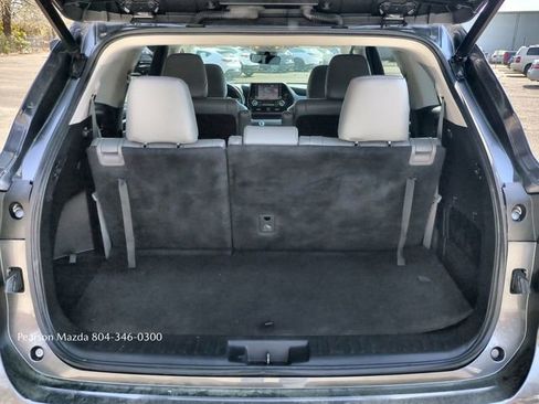 Used 2022 Toyota Highlander XLE image 15