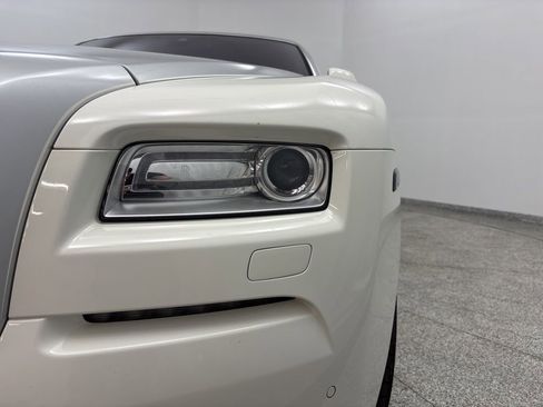 Used 2016 Rolls-Royce Wraith image 30