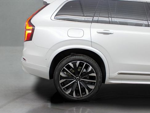 New 2026 Volvo XC90 B6 Ultra w/ Protection Package Premier image 35