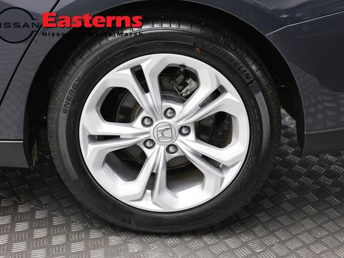 Used 2025 Honda Accord LX image 8
