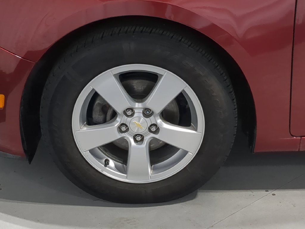 Used 2016 Chevrolet Cruze LT FWD image 17