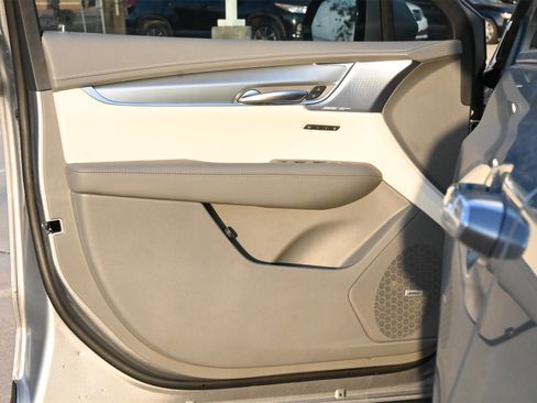 New 2026 Cadillac XT5 Premium Luxury w/ Driver Assist Package image 19