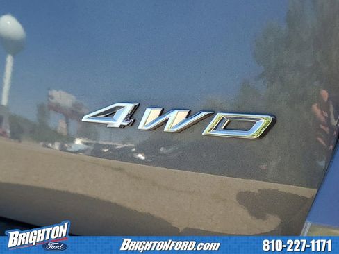 Certified 2024 Ford Explorer XLT AWD/4WD image 6