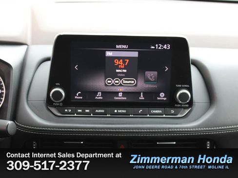 Used 2023 Nissan Rogue SV w/ SV Premium Package image 16