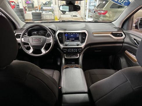 Used 2023 GMC Acadia SLE w/ Driver Convenience Package image 13