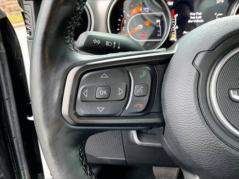 Certified 2022 Jeep Gladiator Sport image 27