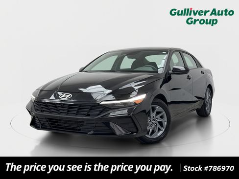 Used 2024 Hyundai Elantra SEL FWD image 1