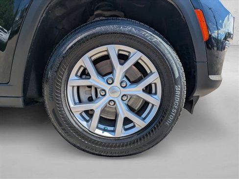 Used 2021 Jeep Grand Cherokee L Limited AWD/4WD image 21