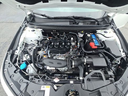 Certified 2025 Honda Accord SE image 10