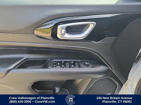 Used 2025 Jeep Compass Limited w/ High Altitude Package AWD/4WD image 38