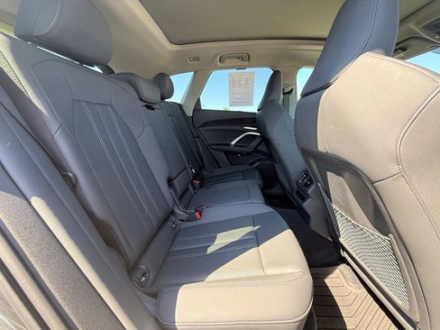 Used 2025 Audi Q5 Premium Plus w/ Premium Plus AWD/4WD image 35