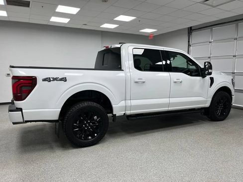 Used 2025 Ford F150 Lariat AWD/4WD image 11