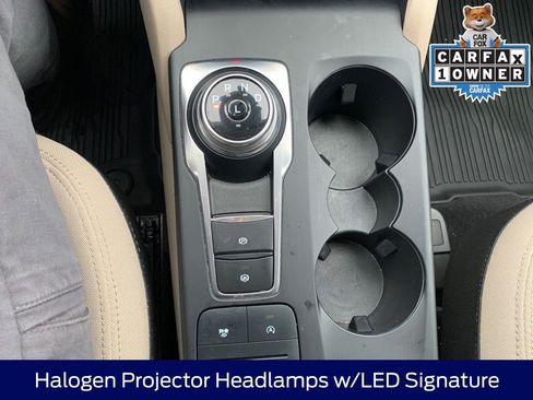 Certified 2022 Ford Escape SE w/ Convenience Package image 16