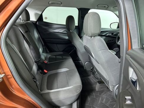 Used 2021 Chevrolet TrailBlazer LT image 28