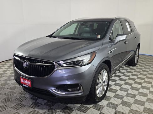 Used 2018 Buick Enclave Premium AWD/4WD image 8