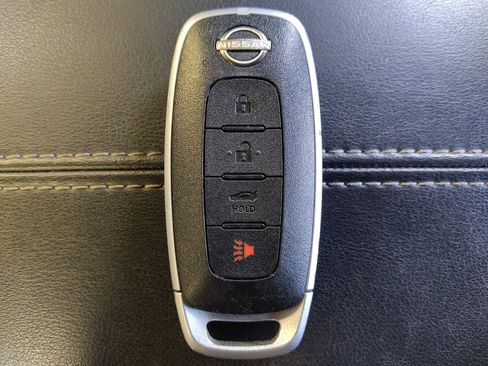 Used 2024 Nissan Sentra SV image 32