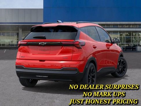 New 2027 Chevrolet Bolt RS w/ Technology Package FWD image 4