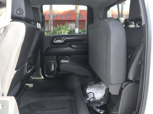 Used 2024 Chevrolet Silverado 2500 LTZ w/ LTZ Convenience Package AWD/4WD image 36