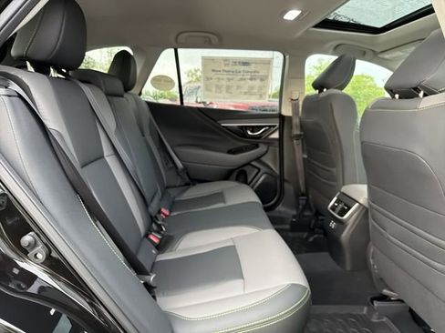 Used 2025 Subaru Outback Onyx Edition image 16
