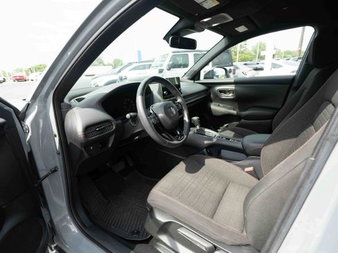 Used 2024 Honda HR-V Sport image 8