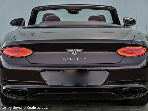 Used 2022 Bentley Continental GT Speed image 11