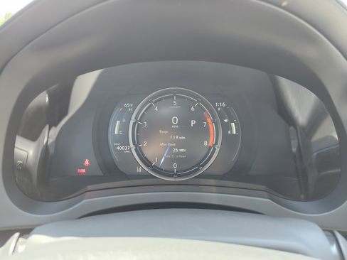 Used 2021 Lexus IS 350 F Sport RWD image 32