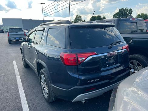 Used 2018 GMC Acadia SLE AWD/4WD image 3