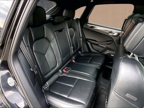 Used 2023 Porsche Macan S AWD/4WD image 24