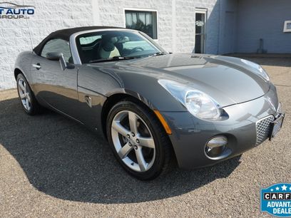 Used 2008 Pontiac Solstice Convertible w/ Premium Package