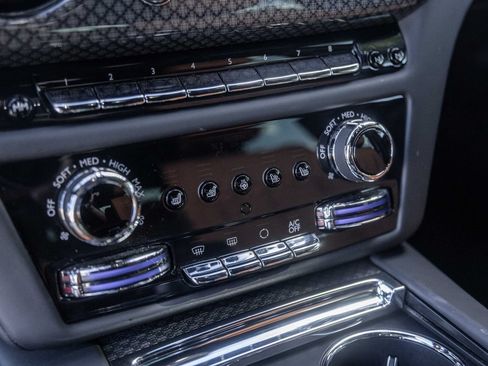 Certified 2025 Rolls-Royce Ghost Black Badge AWD/4WD image 39