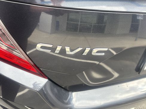 Used 2018 Honda Civic EX image 30
