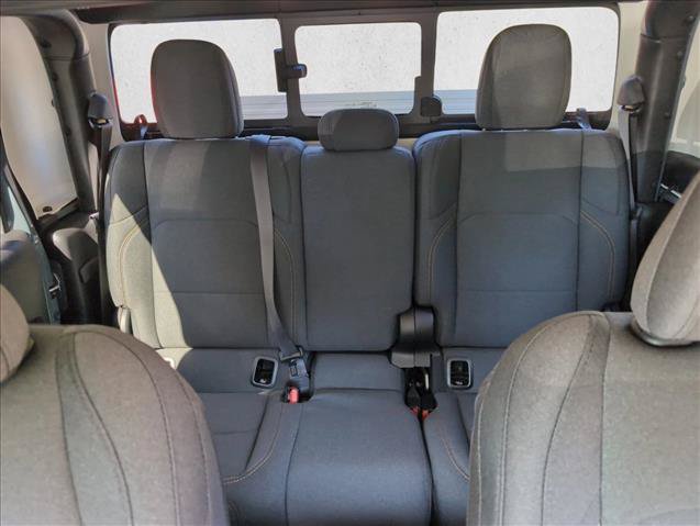 Used 2025 Jeep Gladiator Sport AWD/4WD image 24