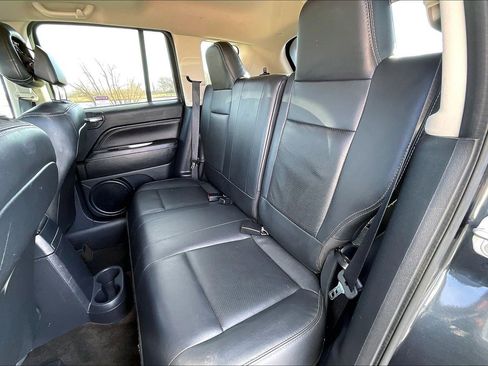 Used 2015 Jeep Compass High Altitude image 18