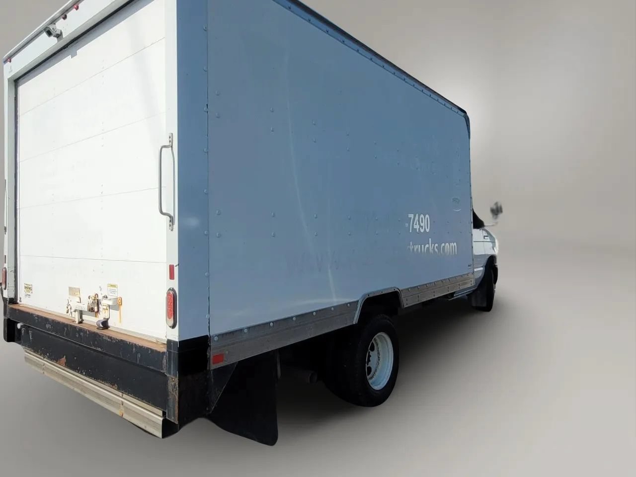 Used 2021 Ford E-450 and Econoline 450 Super Duty RWD image 25
