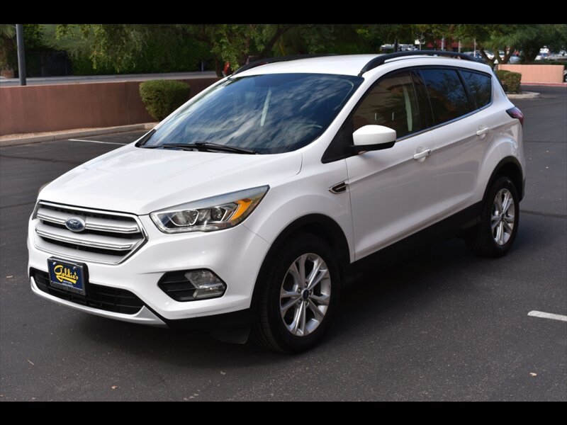 Used 2019 Ford Escape SEL FWD image 3