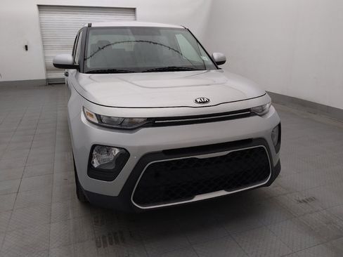 Used 2020 Kia Soul LX FWD image 14