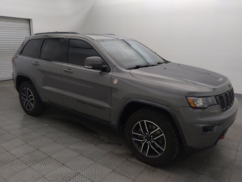 Used 2020 Jeep Grand Cherokee Trailhawk AWD/4WD image 11