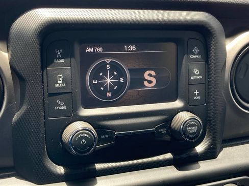 Used 2021 Jeep Wrangler Unlimited Sport AWD/4WD image 19