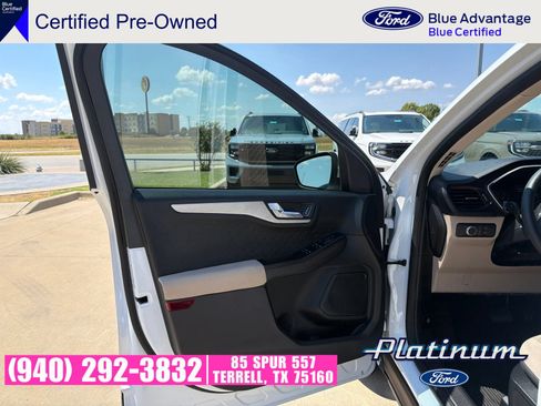 Used 2020 Ford Escape SE FWD image 13